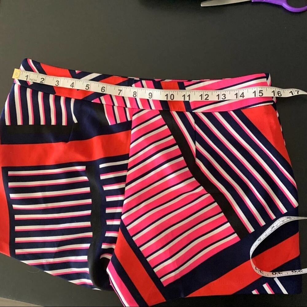 Express Red Multicolored Geometric Design Shorts … - image 8